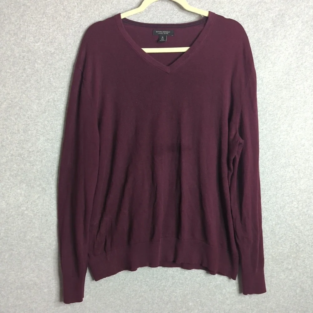 Banana Republic Luxury Blend V-Neck Sweater Men XL Silk Cotton Cashmere Burgundy